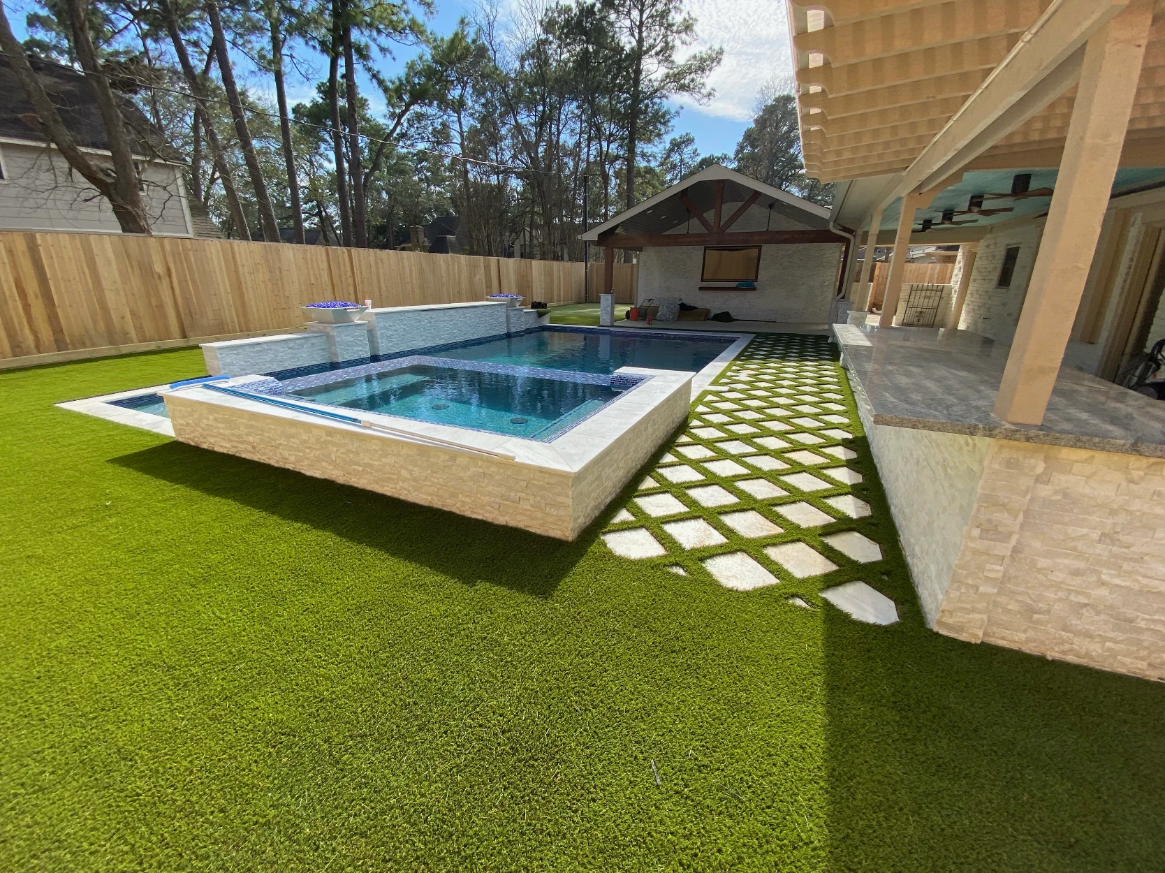 Turf Repair and Maintenance in Tomball, TX